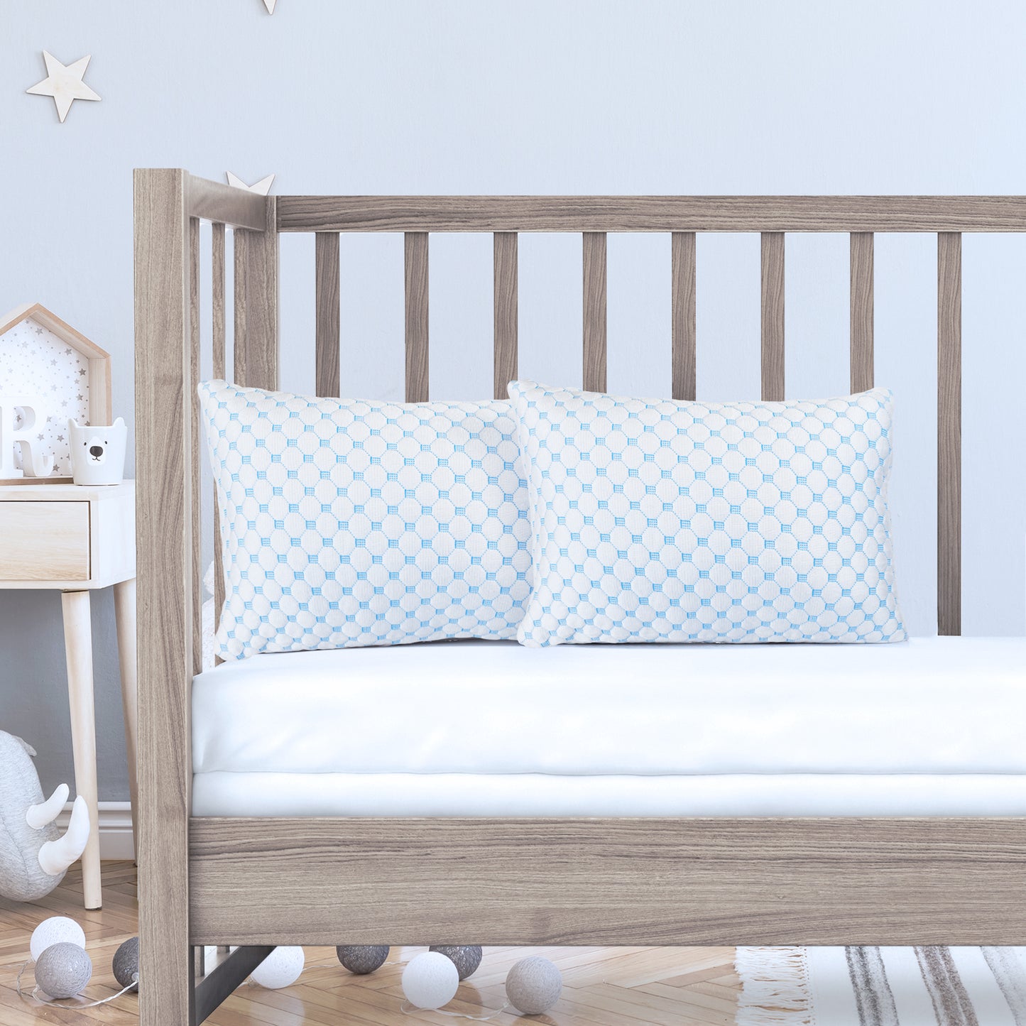 Virtu Ice Pillow Heat and Moisture Reducing Ice Silk and Gel Infused Memory Foam Pillow. Adjustable, Washable, Breathable