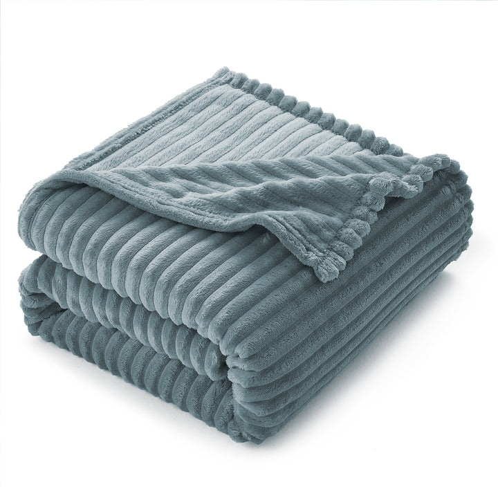 Cut Plush Fleece Blanket, Soft Lightweight Fuzzy Luxury Twin Size Bed Blanket for Bed