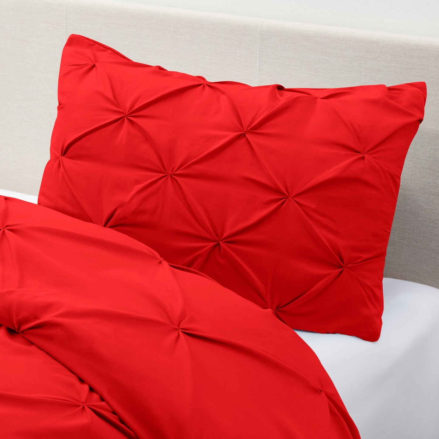 nestl White Pinch Pleat Comforter Set - 2-Piece Down Alternative Comforter Set with 1 Pillow Sham