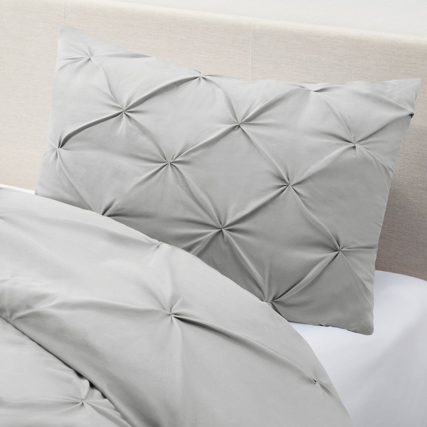 nestl White Pinch Pleat Comforter Set - 2-Piece Down Alternative Comforter Set with 1 Pillow Sham