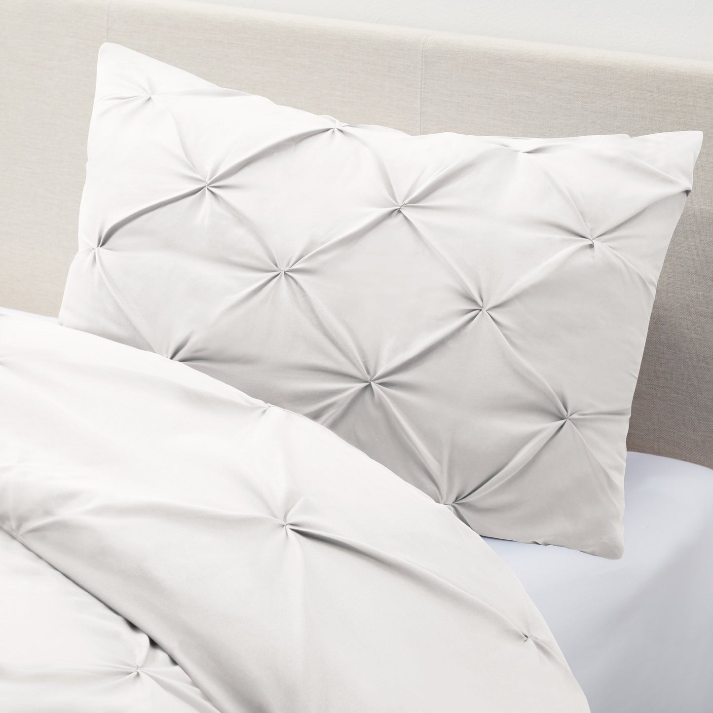 nestl White Pinch Pleat Comforter Set - 2-Piece Down Alternative Comforter Set with 1 Pillow Sham