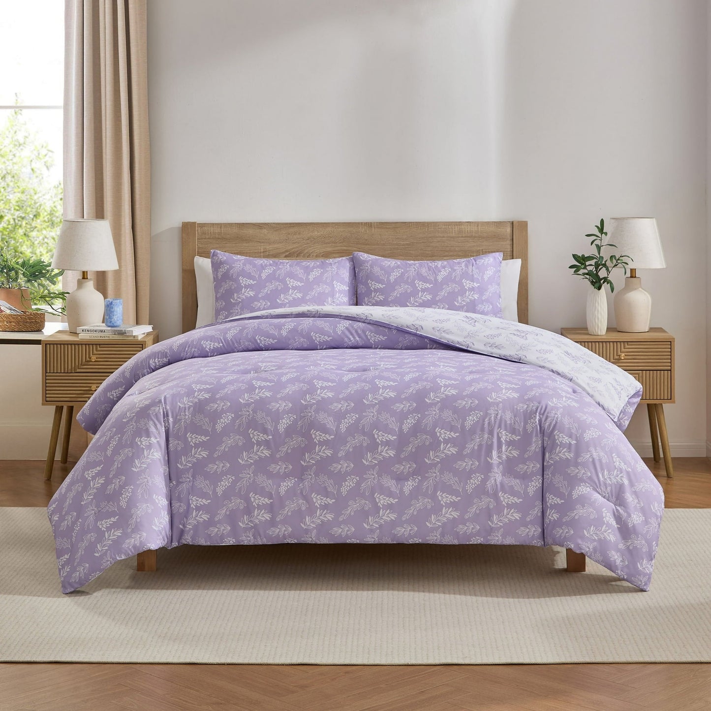 Virtu Reversible Botanical Comforter Set