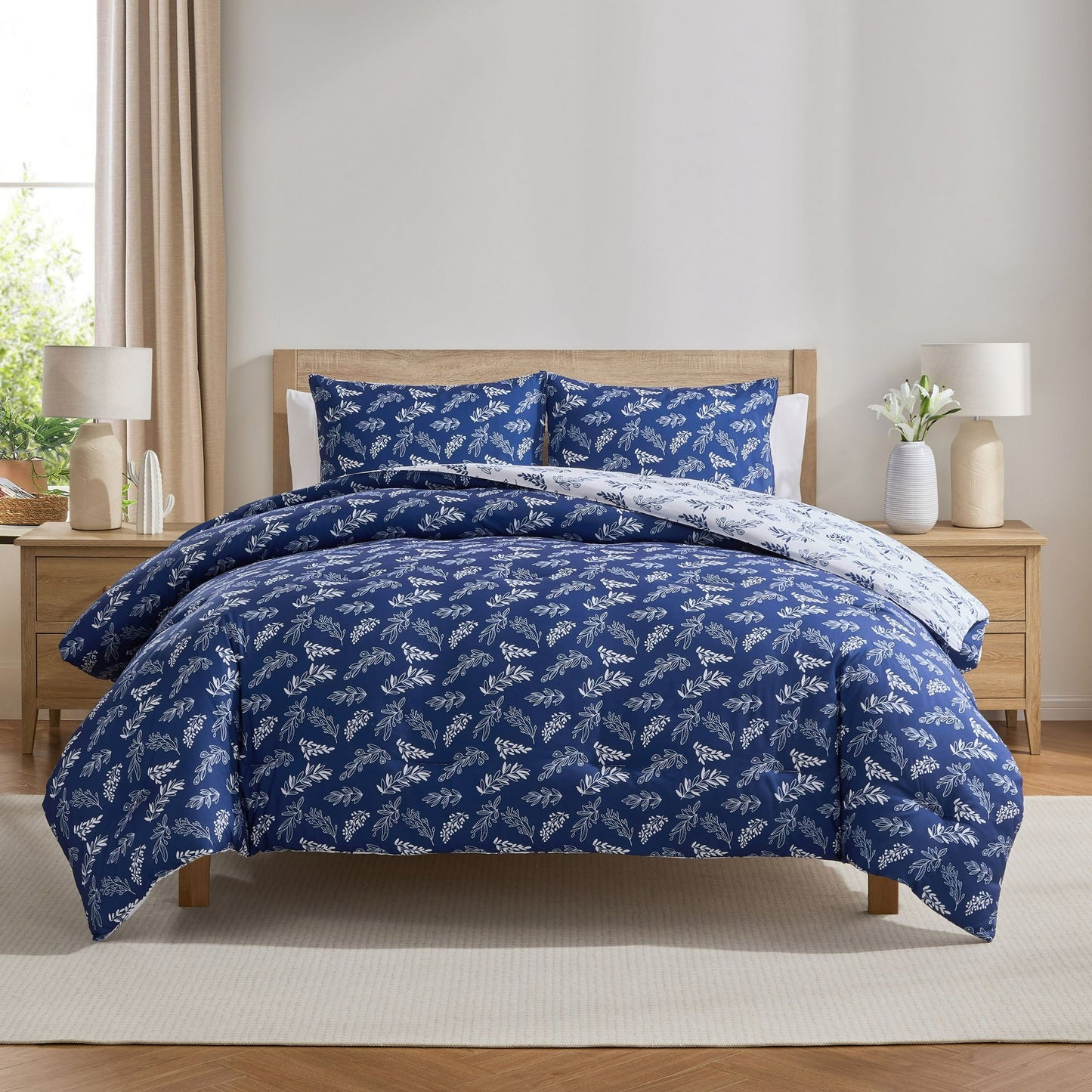 Virtu Reversible Botanical Comforter Set