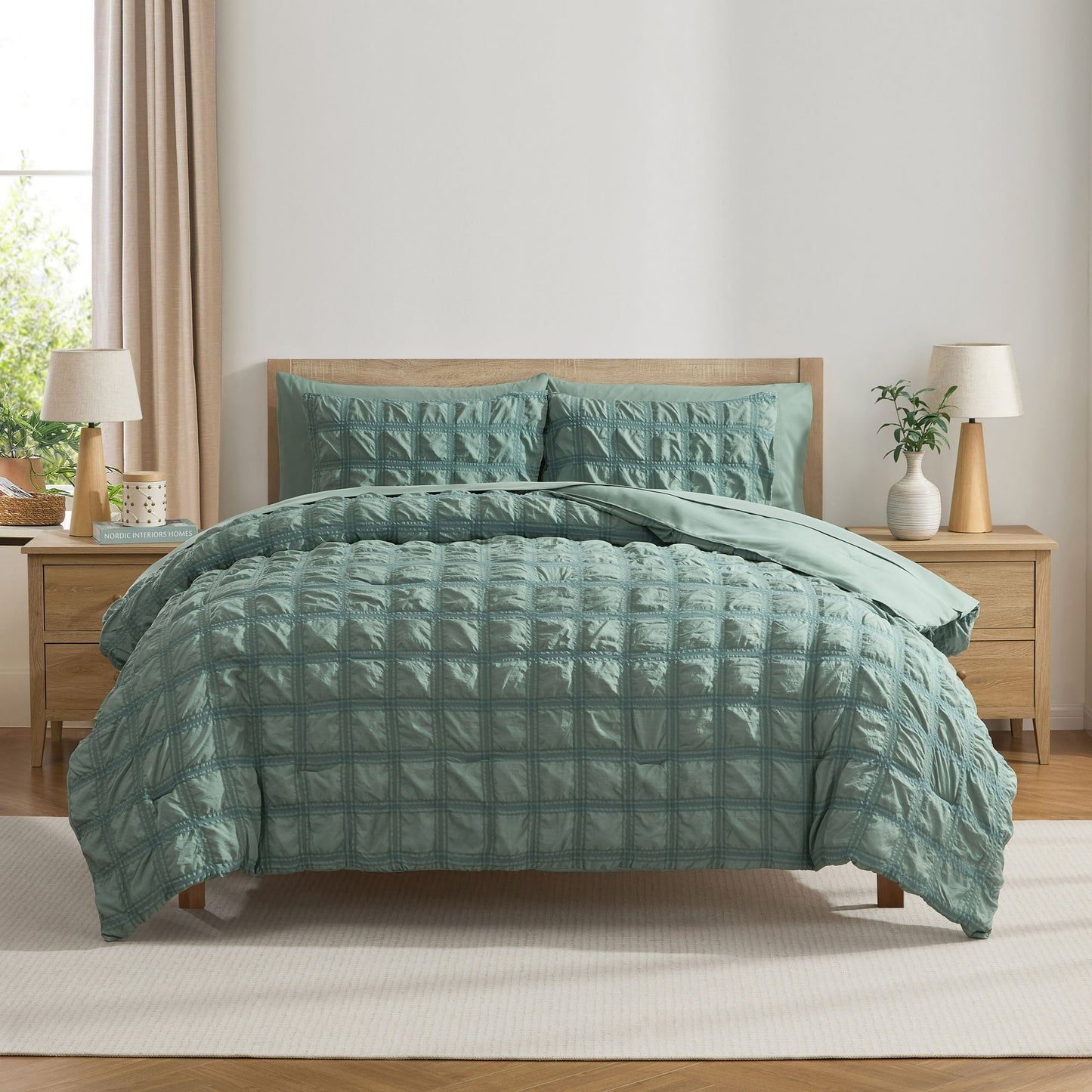 Virtu Seersucker Bed in a Bag