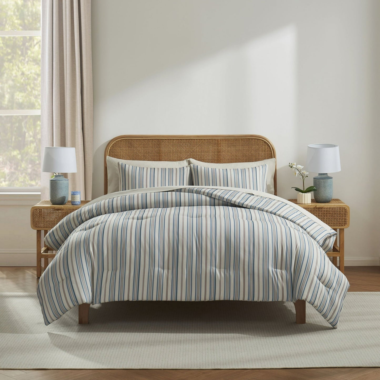 Virtu Striped Bedding Comforter Set