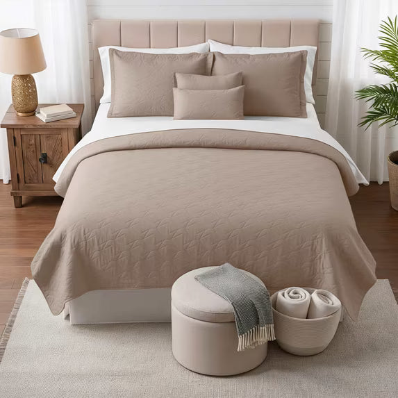 Clara Clark Lightweight Reversible Quilt Set