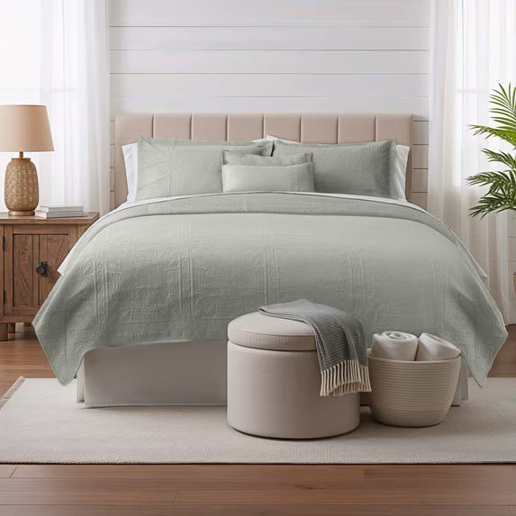 Clara Clark Lightweight Reversible Quilt Set