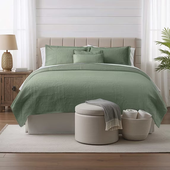 Clara Clark Lightweight Reversible Quilt Set