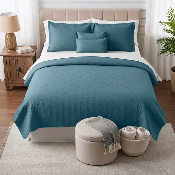 Clara Clark Lightweight Reversible Quilt Set