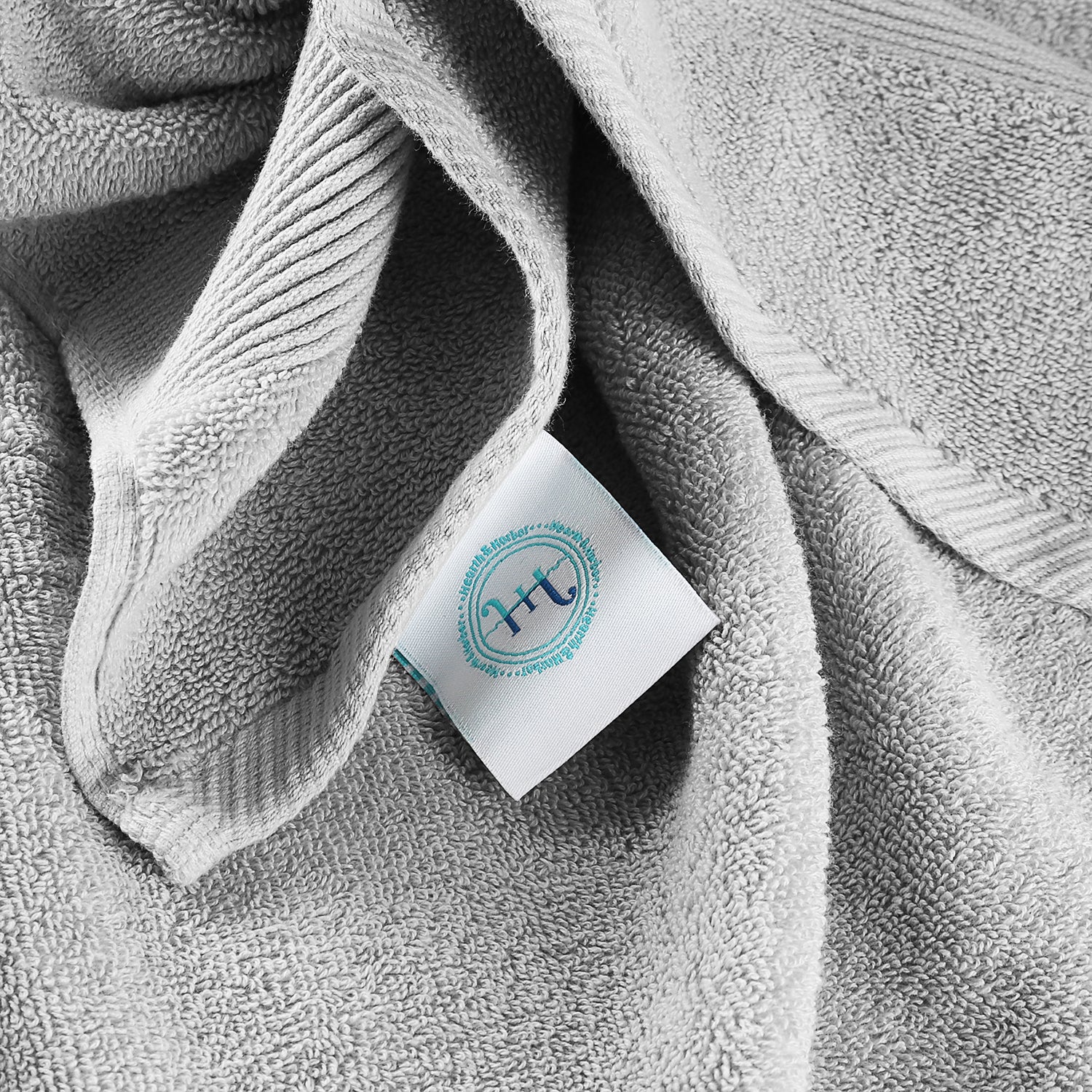 Havly | The Classic Bath Towel in Dune